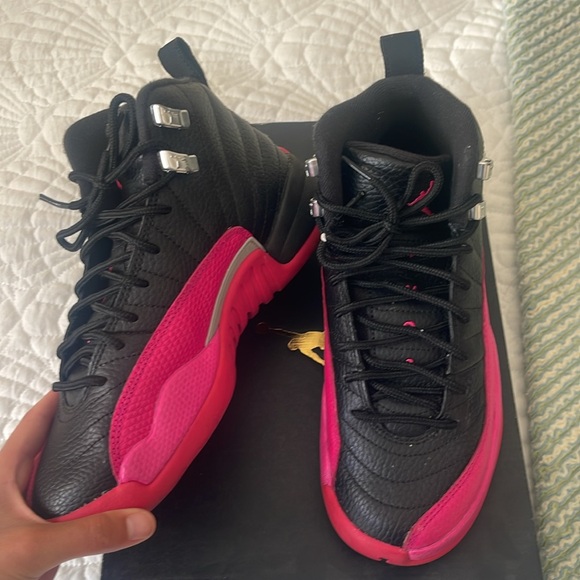 Jordan 12 Black Deadly Pink Sz 4.5Y - Picture 3 of 4